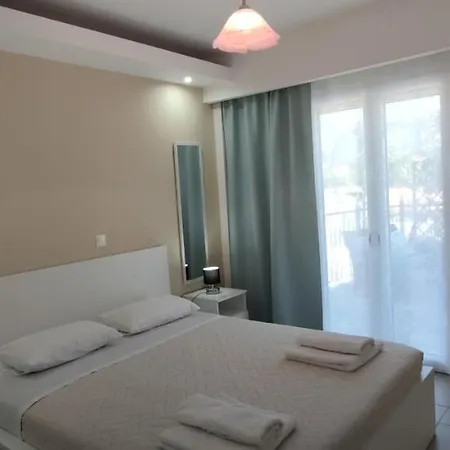 Meraki Skopelos Town